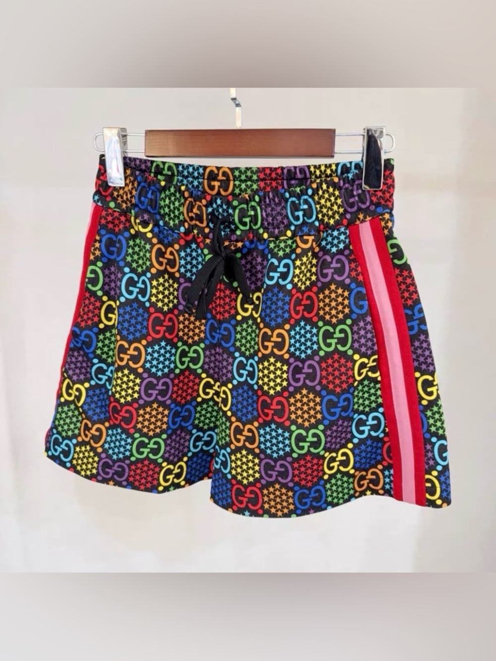 🚩steal Gucci Multicolor GG Logo Athletic Shorts with Red Side Stripes